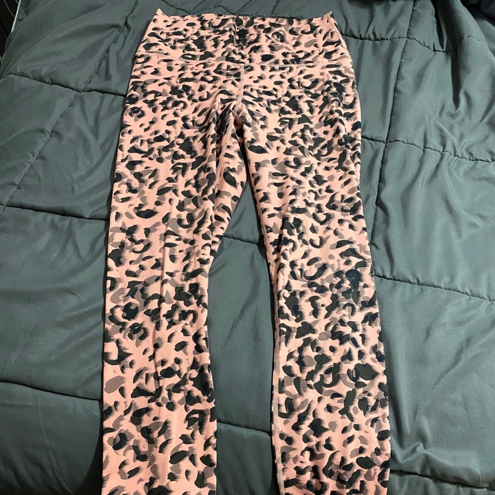 Animal print coral 7/8 leggings